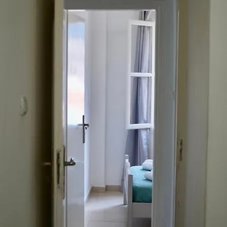 Apartment Seaside Escape