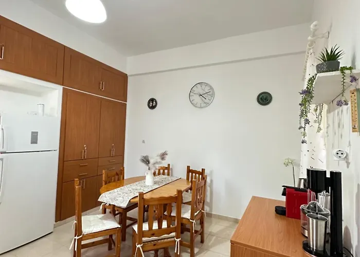 Seaside Escape Appartement Sými